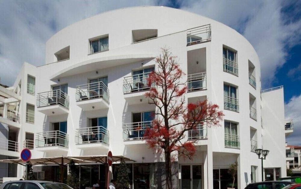 White Waters Hotel Machico  Dış mekan fotoğraf
