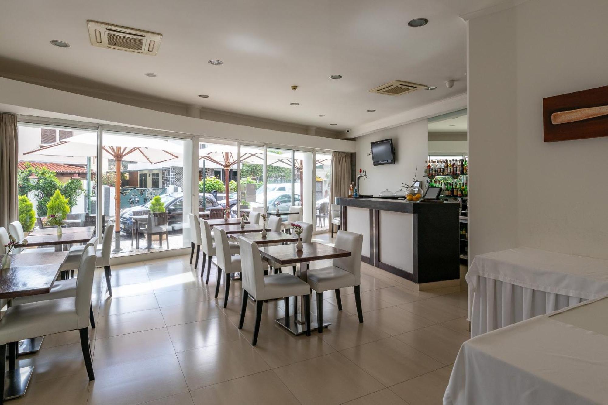 White Waters Hotel Machico  Dış mekan fotoğraf