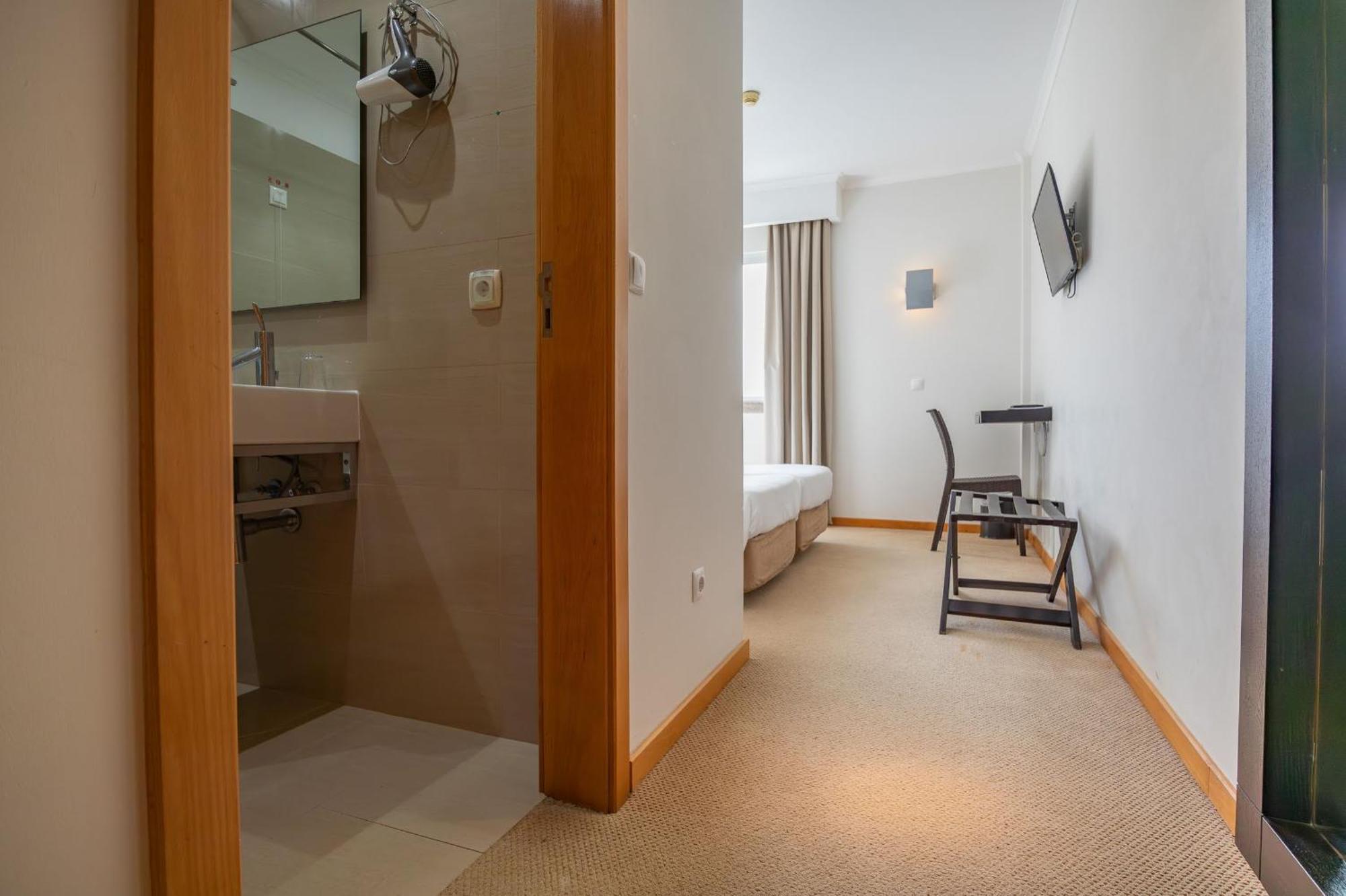 White Waters Hotel Machico  Dış mekan fotoğraf
